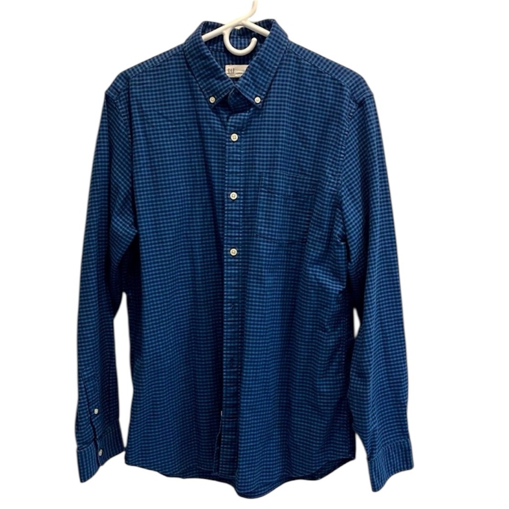 GAP Button Down
